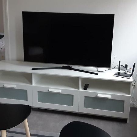 Elbeuf Etage 1 Sweet Home Netflix Wifi Экстерьер фото